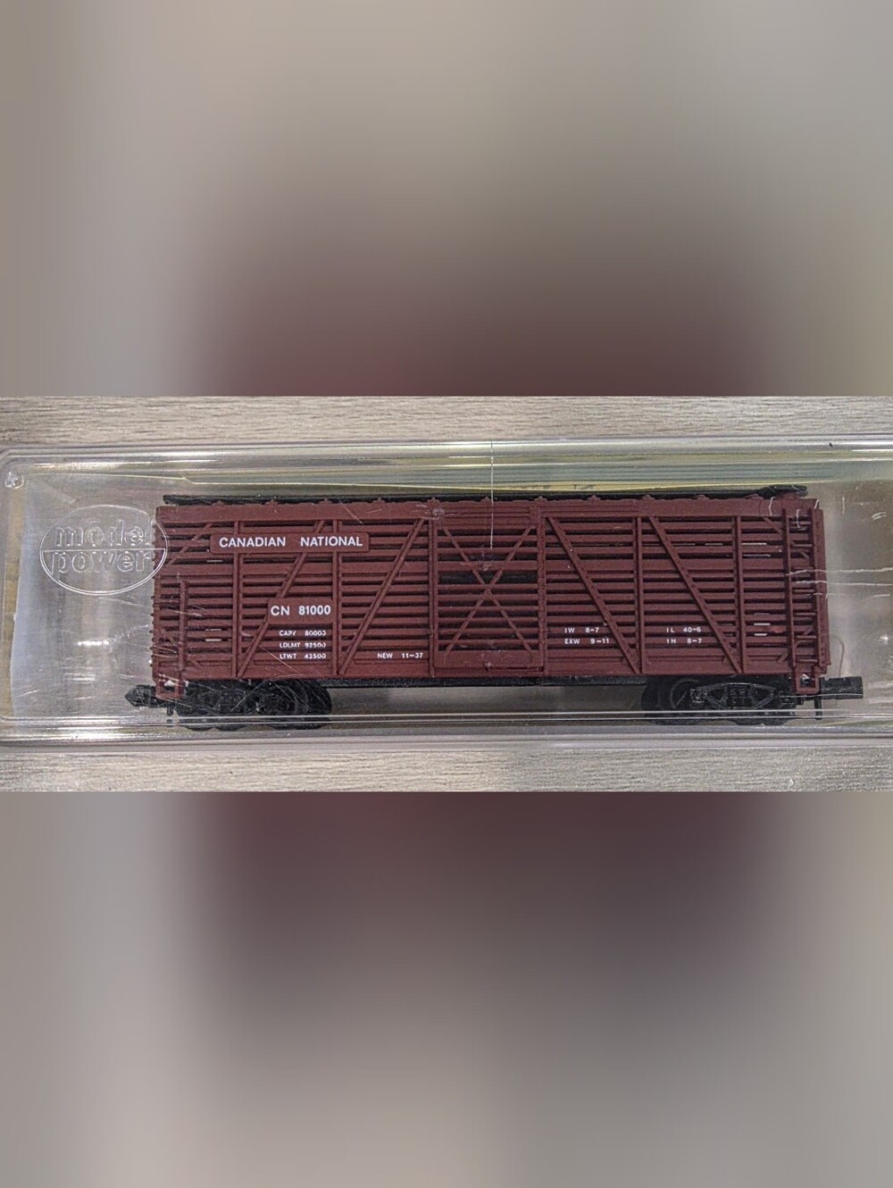 Model Power N Scale Canadian National 40' Cattle Car